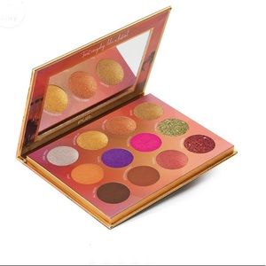 PÜR Limited Edition Festival Palette